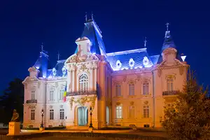 Dolj solar power Building from Dolj seen at night